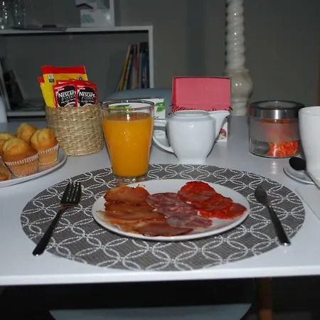 Rurales El Trillo Lägenhet *